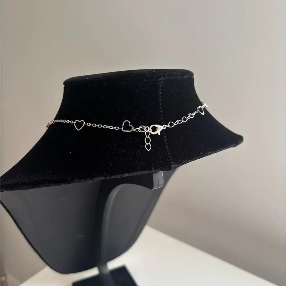 Delicate Silver Heart Link Necklace - Women's Jewelry - Picture 3 of 4